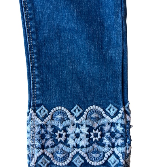 Women's White House Black Market 00P Petite Blue Denim Low Rise Skinny Crop Jean - Picture 5 of 7